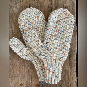 Misha and puff primary confetti mittens (adult)